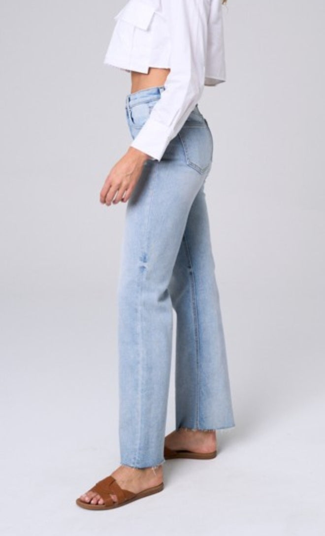 Wide Leg Straight Jean